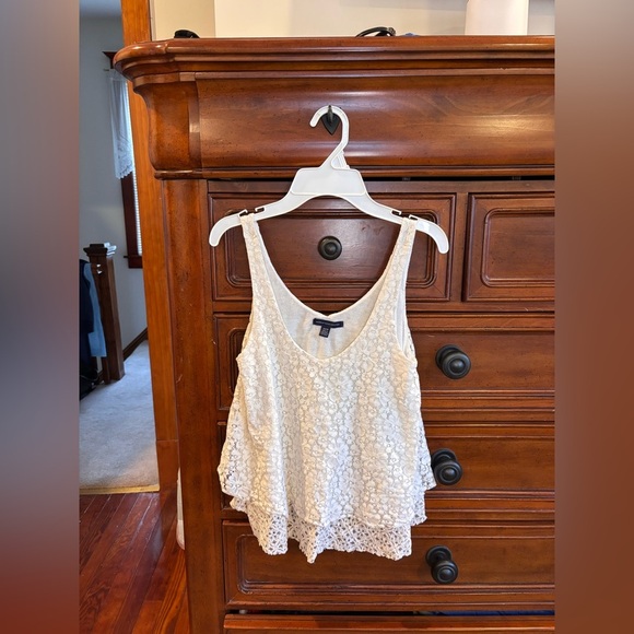 American Eagle Outfitters Tops - American Eagle Cream Lace Tank Top XS Boho Layered Hem
